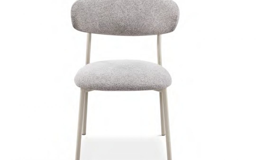 DC425 Silla Dugar Home